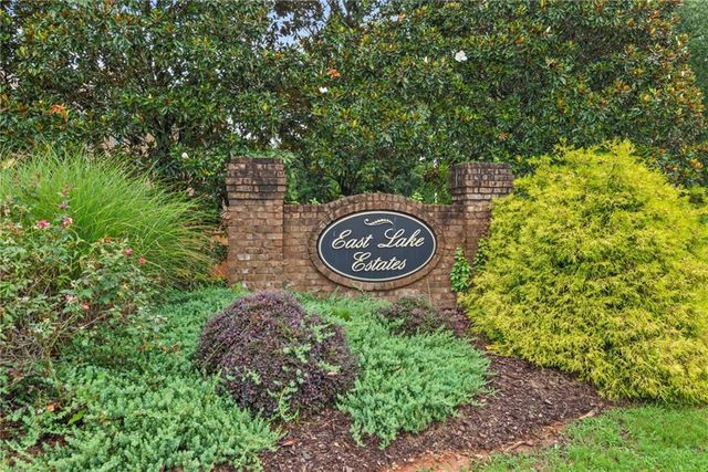 108 Shelton Drive, Mcdonough, GA 30252
