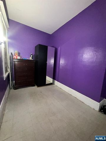 278 William Street, East Orange, NJ 07017