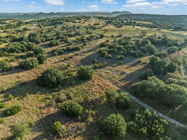 1456 Hidden Oaks Trail, Glen Rose, TX 76690