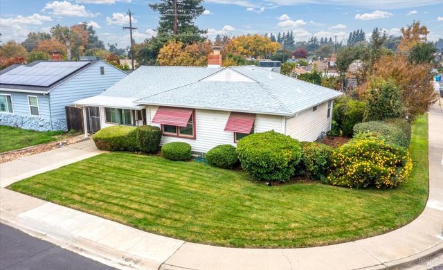 106 Birch St, Vacaville, CA 95688