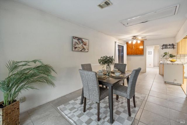 106 Birch St, Vacaville, CA 95688