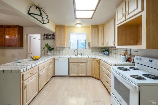 106 Birch St, Vacaville, CA 95688