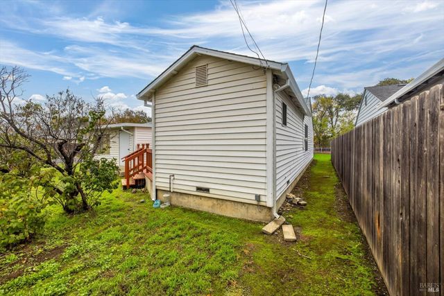 106 Birch St, Vacaville, CA 95688