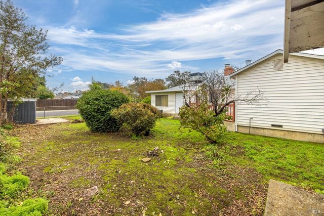 106 Birch St, Vacaville, CA 95688