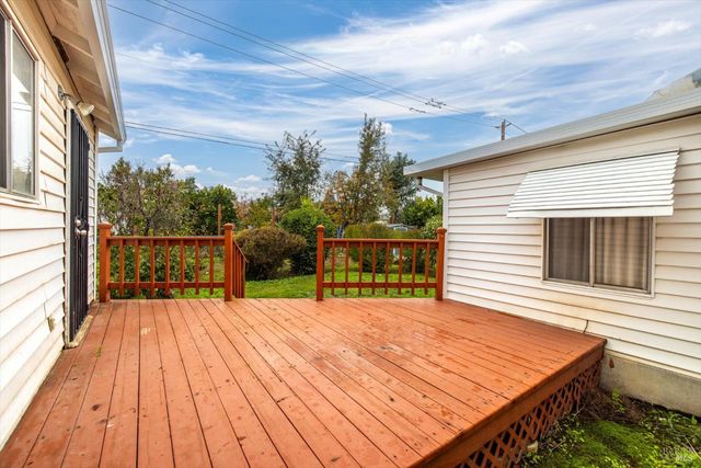 106 Birch St, Vacaville, CA 95688