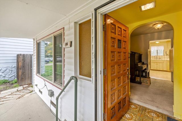 106 Birch St, Vacaville, CA 95688