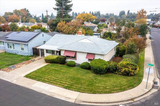 106 Birch St, Vacaville, CA 95688