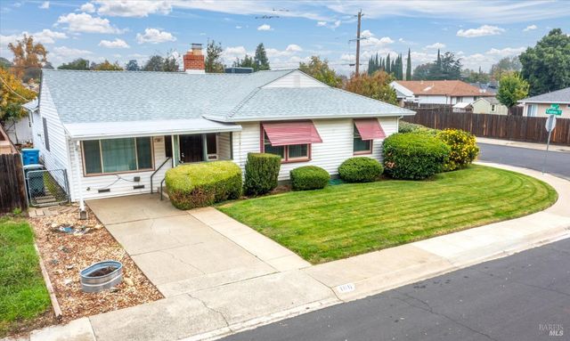 106 Birch St, Vacaville, CA 95688