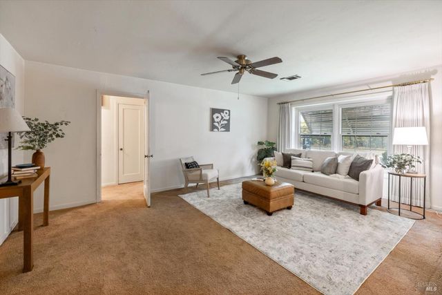 106 Birch St, Vacaville, CA 95688