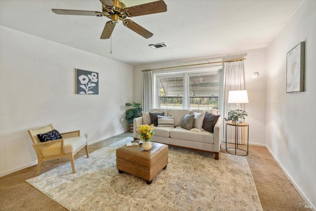 106 Birch St, Vacaville, CA 95688