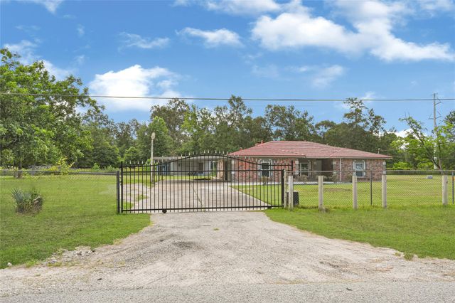20135 Timber Line Ln, New Caney, TX 77357