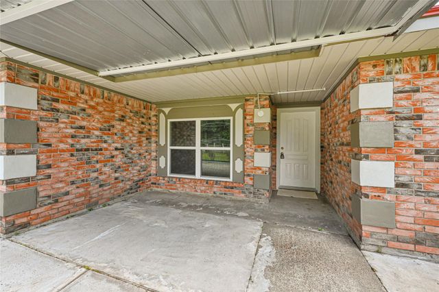 20135 Timber Line Ln, New Caney, TX 77357