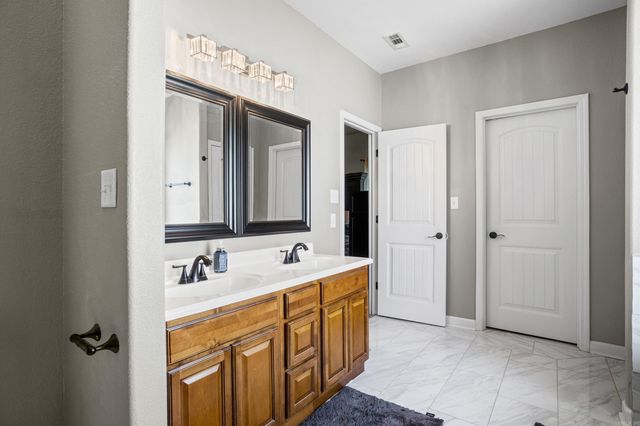 1085 Mountain Side Cove, Alexander, AR 72002