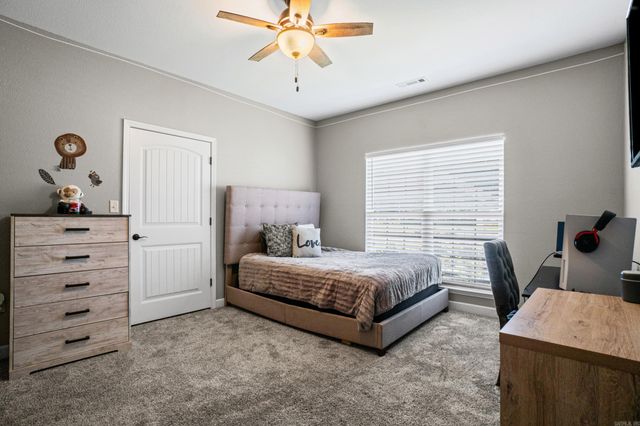 1085 Mountain Side Cove, Alexander, AR 72002