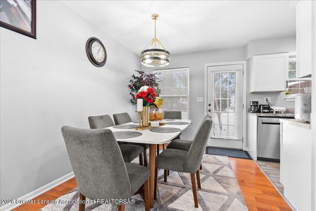 6264 Beechfield Drive, Lansing, MI 48911