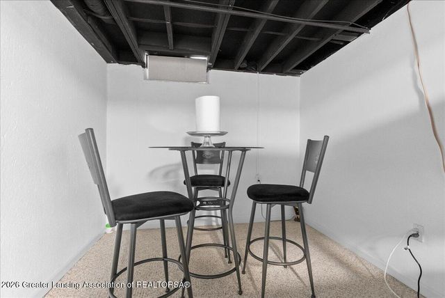 6264 Beechfield Drive, Lansing, MI 48911