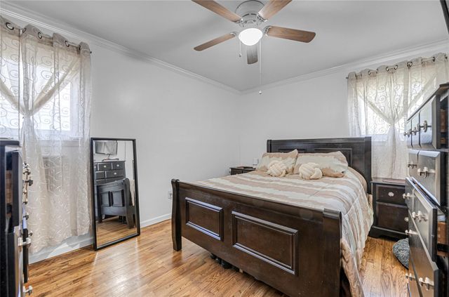 17 Brennan Street, Huntington, NY 11743