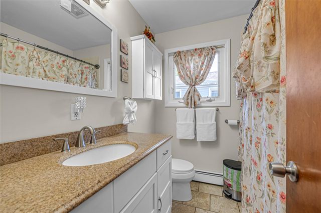 17 Brennan Street, Huntington, NY 11743