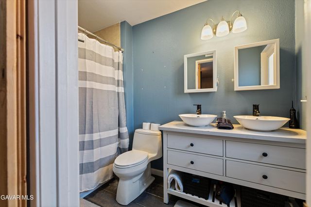 42901 Willow West Court, Lancaster, CA 93536