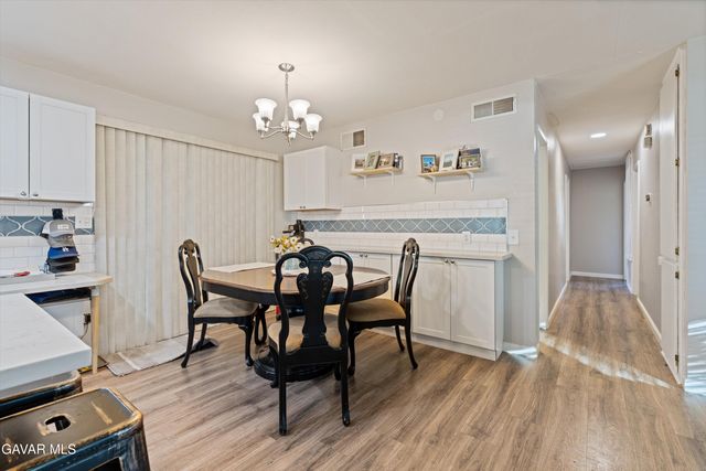 42901 Willow West Court, Lancaster, CA 93536