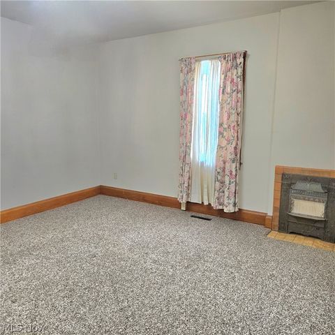 1120 Smithfield Street, Parkersburg, WV 26101