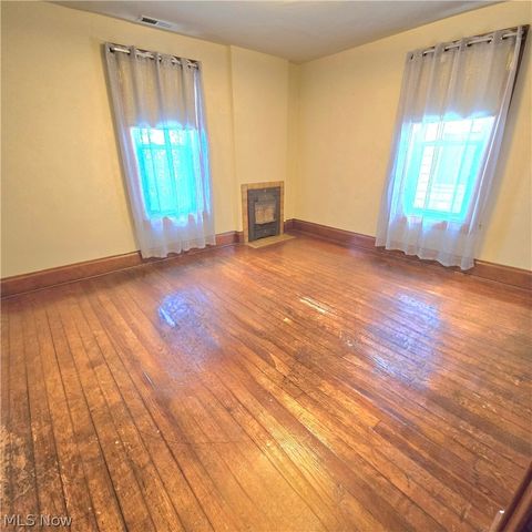 1120 Smithfield Street, Parkersburg, WV 26101