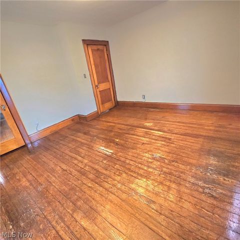 1120 Smithfield Street, Parkersburg, WV 26101