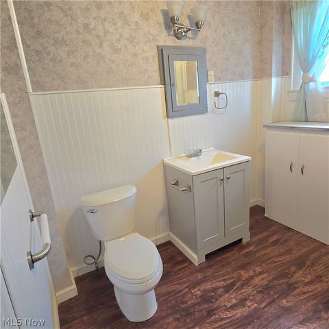 1120 Smithfield Street, Parkersburg, WV 26101