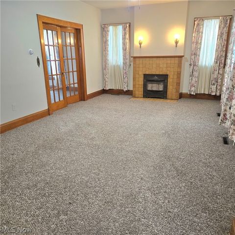 1120 Smithfield Street, Parkersburg, WV 26101