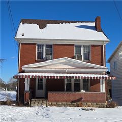 1120 Smithfield Street, Parkersburg, WV 26101