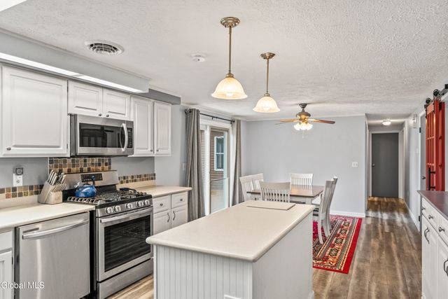 1128 Green Corners Road, Glenville, NY 12010