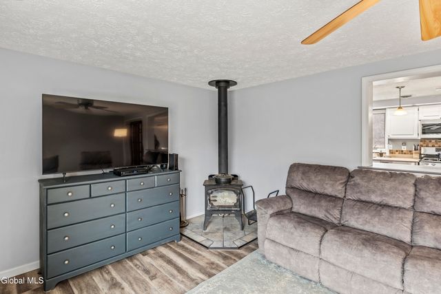 1128 Green Corners Road, Glenville, NY 12010