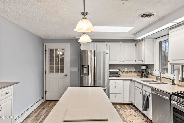 1128 Green Corners Road, Glenville, NY 12010