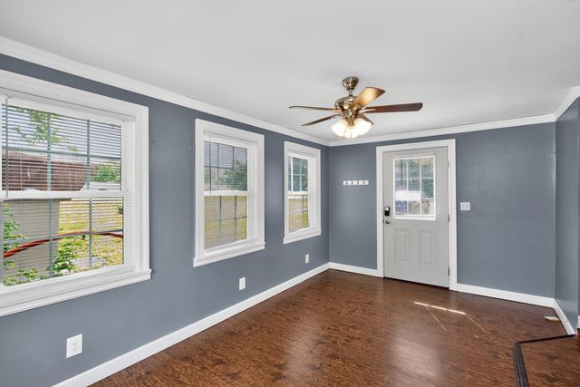1127 Pine Crest Road, Lancaster, KY 40444