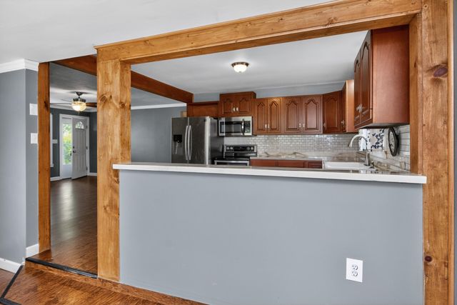 1127 Pine Crest Road, Lancaster, KY 40444