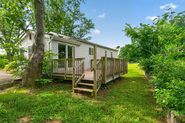 1127 Pine Crest Road, Lancaster, KY 40444