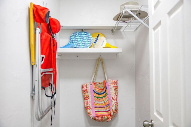 3000 Riomar Street 407, Fort Lauderdale, FL 33304