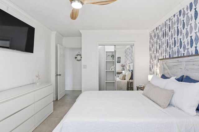 3000 Riomar Street 407, Fort Lauderdale, FL 33304