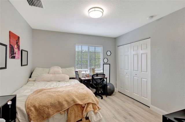 2037 Nassau Drive 2037, Riviera Beach, FL 33404