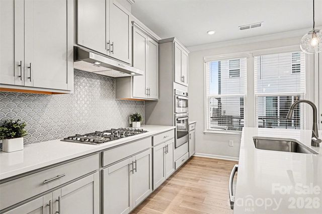 7017 Running Spring Drive, Charlotte, NC 28205