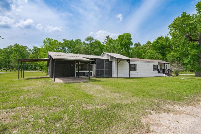 506 South Oakhurst Dr, Livingston, TX 77351