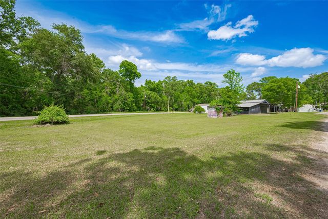506 South Oakhurst Dr, Livingston, TX 77351