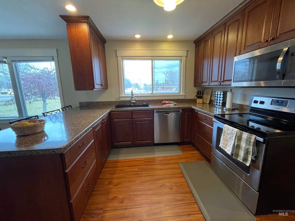 2616 Burton Ave, Burley, ID 83318 photo 5