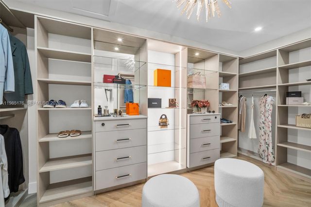 4430 Casper Ct, Hollywood, FL 33021