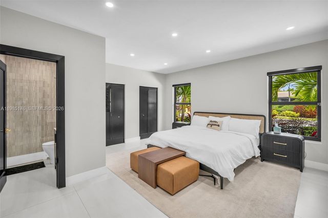 4430 Casper Ct, Hollywood, FL 33021