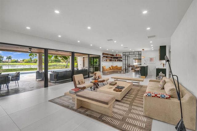 4430 Casper Ct, Hollywood, FL 33021