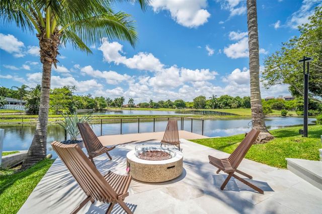 4430 Casper Ct, Hollywood, FL 33021