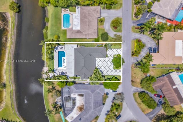 4430 Casper Ct, Hollywood, FL 33021