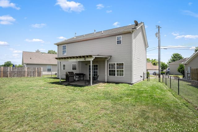1010 Lowrey Pl, Spring Hill, TN 37174