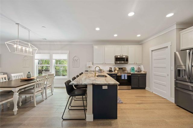 1623 8TH AVENUE W, Bradenton, FL 34205